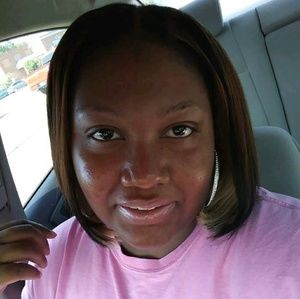 Meet your Posher, Jenene